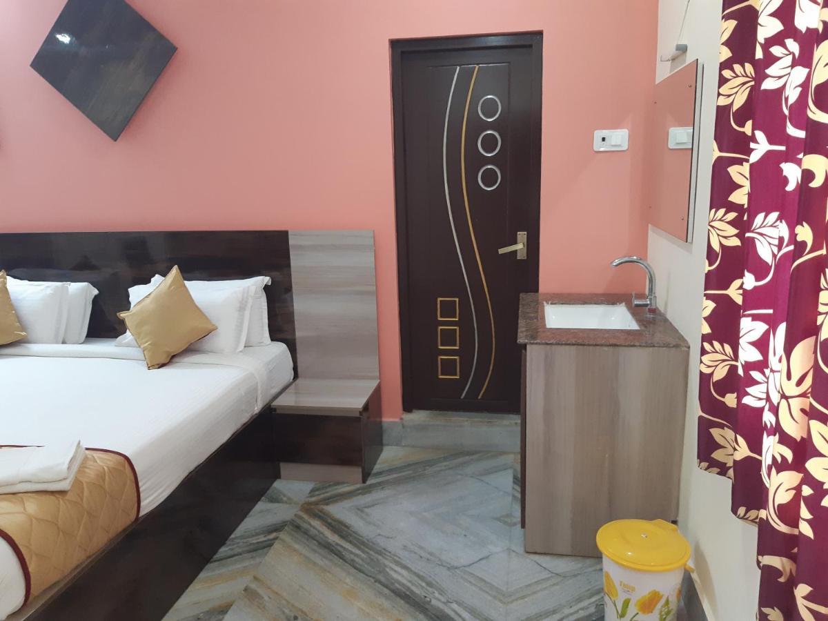 Devansh Bhanu Residency Dbr سريكالاهاستي المظهر الخارجي الصورة